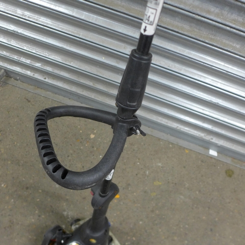5183 - A McCulloch TrimMac petrol strimmer