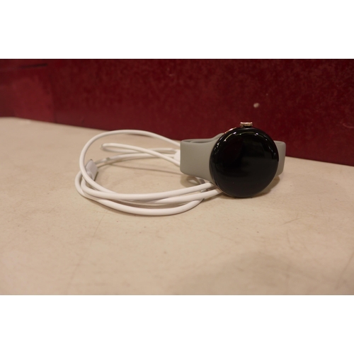 6260 - Google Pixel Watch 2 Bluetooth smart watch - champagne gold case/hazel active band *This lot is subj... 