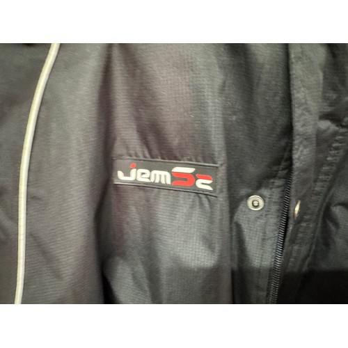 5067 - A Jamsz football managers coat (Size L)