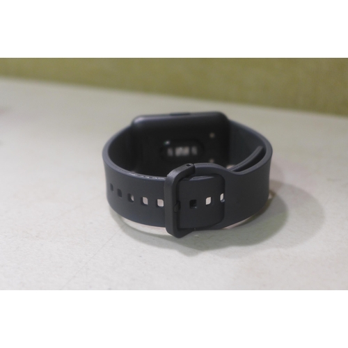 6375 - Samsung Galaxy Fit3 smart watch with grey activity band, RRP £59.99 *This lot is subject to VAT