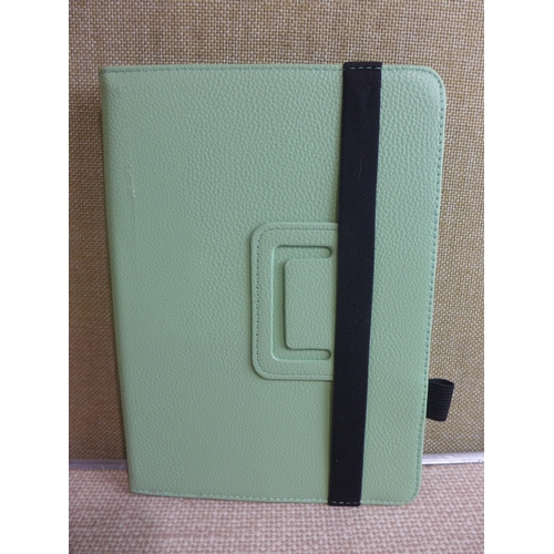 6263 - Apple iPhone 15 Pro Max grey silicone MagSafe phone case *This lot is subject to VAT