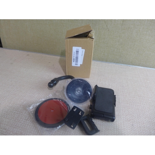 6361 - Two car phone mounts and a 20W charger *This lot is subject to VAT