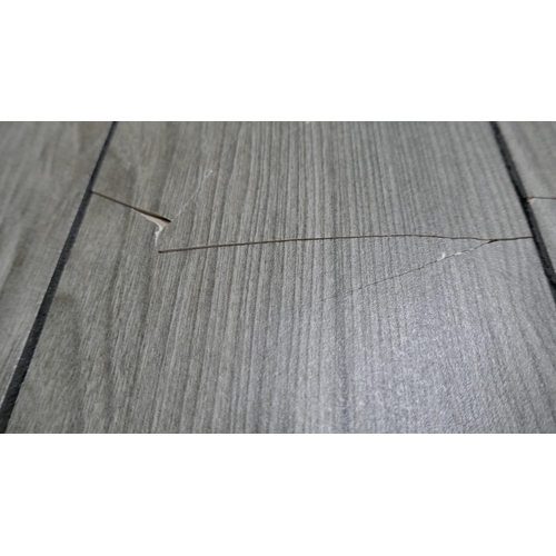 3147 - An Agio Conway 5 piece round dining set (table top damaged), original RRP £499.99 + VAT 4213-2) *Thi... 