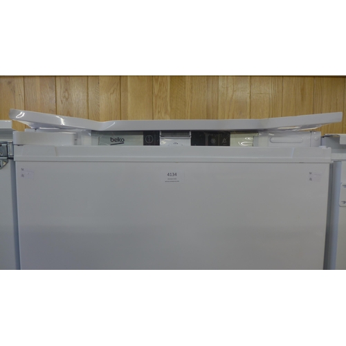 4134 - Beko integrated tower freezer (486-86) *This lot is subject to VAT