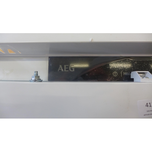 4135 - AEG integrated tower freezer (frost free) (486-27) *This lot is subject to VAT