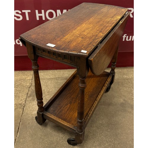 154 - An Ipswich oak drop leaf trolley