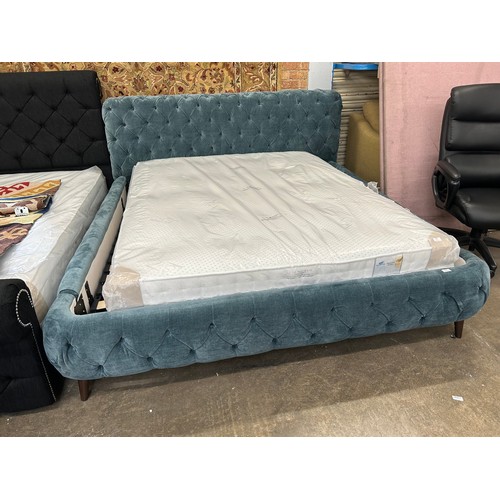 Lot 3213      