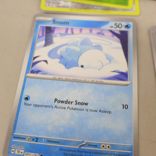 2039 - A collection of over 100 Pokemon cards including rare Black Star