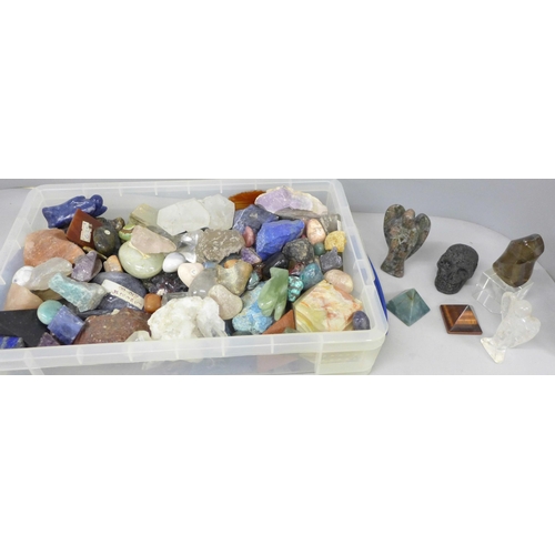 2067 - A collection of assorted crystal and mineral samples