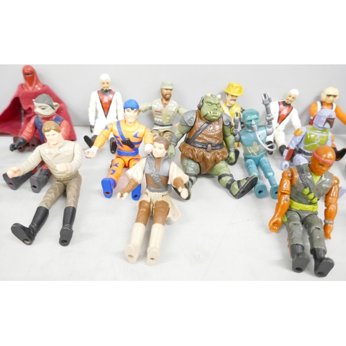 2222 - A collection of assorted vintage Star Wars toys