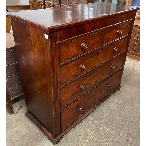 142 - A Victorian mahogany chest of drawers