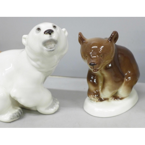 2029 - A collection of Lomonosov animals, polar bear, bear, seal and two lion cubs