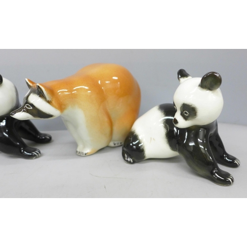 2059 - A set of three Lomonosov raccoons and a set of three Lomonosov pandas