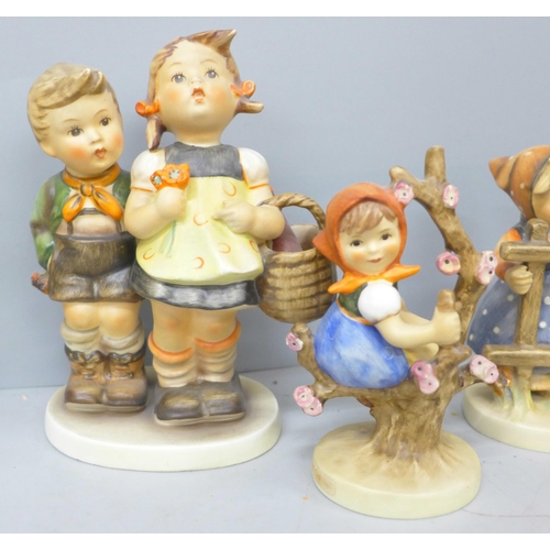 2103 - A collection of eleven West German Goebel figures