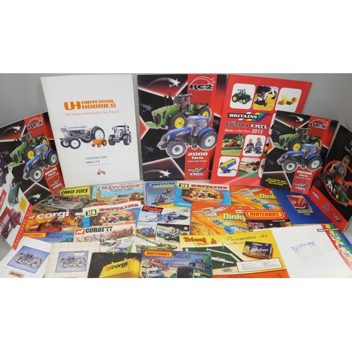 2112 - A collection of toy catalogues, Corgi Toys including 1966, Dinky Toys, Matchbox including 1966, Brit... 