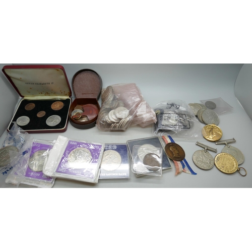 2221 - A box of assorted coins, two WWI Victory medals, etc.