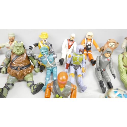 2222 - A collection of assorted vintage Star Wars toys