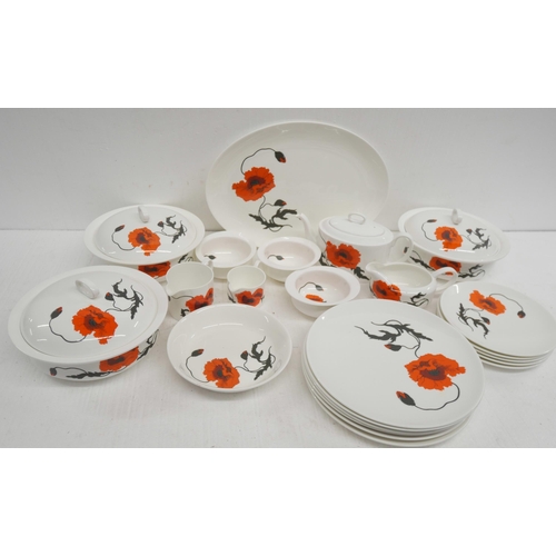 2253 - A Wedgwood Susie Cooper Design collection dinner and tea service in Corn Poppy pattern. To include d... 