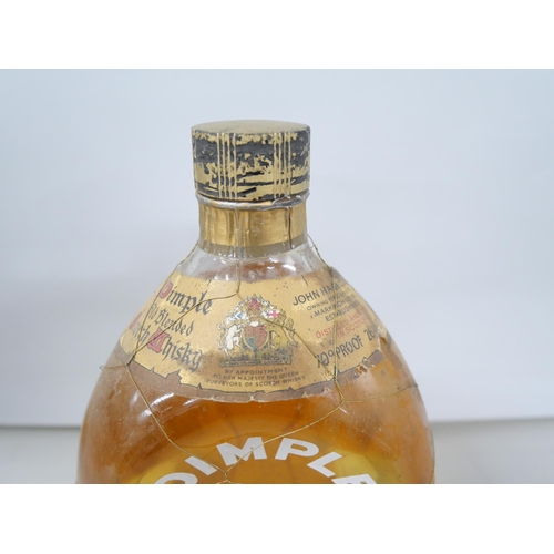 2263 - A bottle of Dimple Old Blended Scotch whisky, distilled and bottled by John Haig & Co. **PLEASE NOTE... 