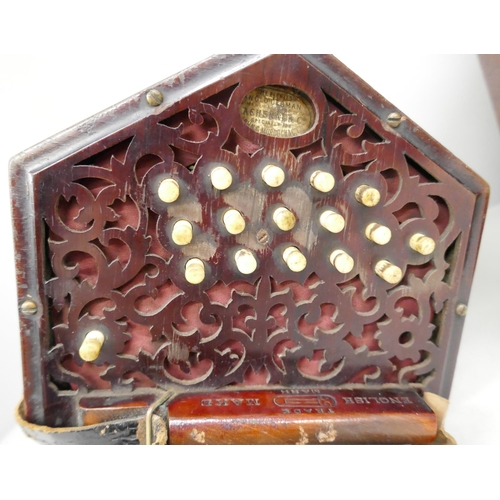 2311 - A 19th century The Peerless Anglo German Lachenal & Co John G Murdoch & Co squeezebox,  * with non-t... 