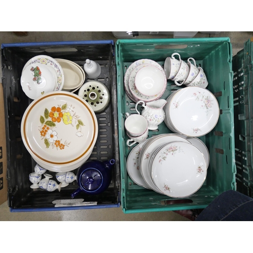 2314 - A large collection of tea and dinner wares including Royal Doulton Pastorale, Johnson Bros. Summer C... 