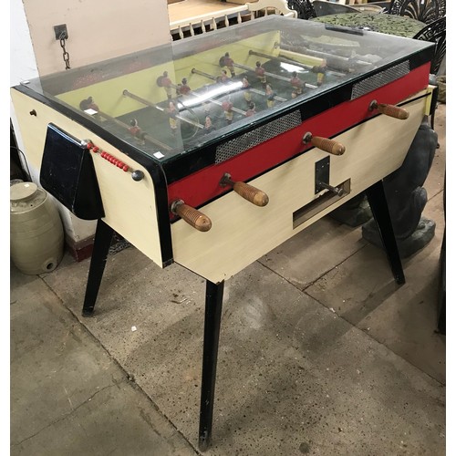 339 - A vintage table football game