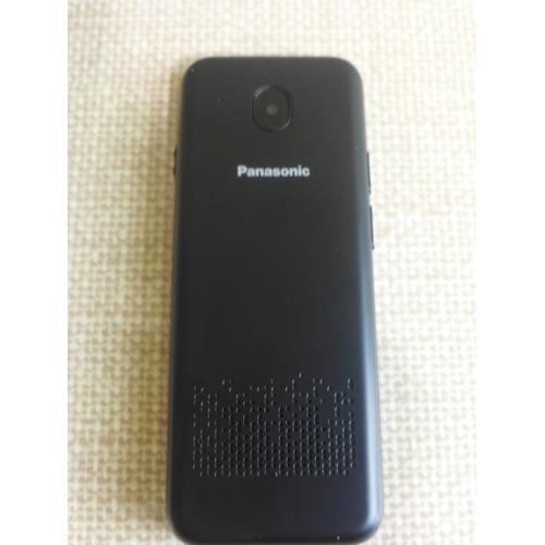 6104 - Panasonic black mobile phone, model no: kx-tf200 *This lot is subject to VAT