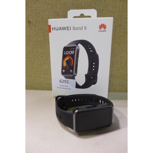 6123 - Huawei Band 9 smart watch with black strap, model no: KIM-B19 *This lot is subject to VAT