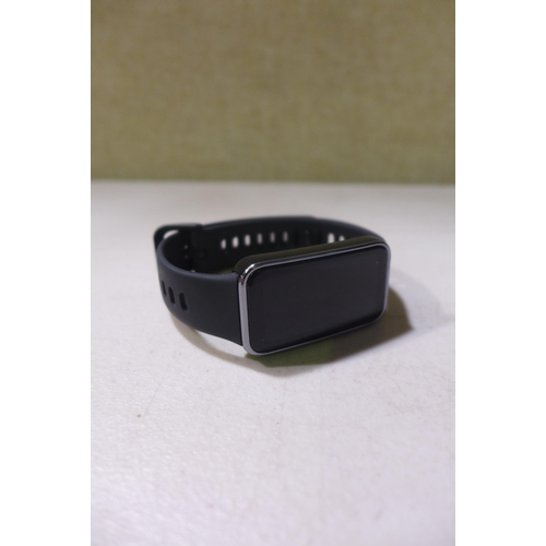 6123 - Huawei Band 9 smart watch with black strap, model no: KIM-B19 *This lot is subject to VAT