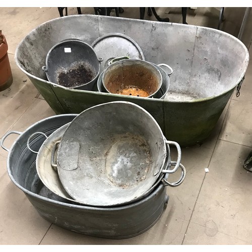 344 - Assorted galvanised ware