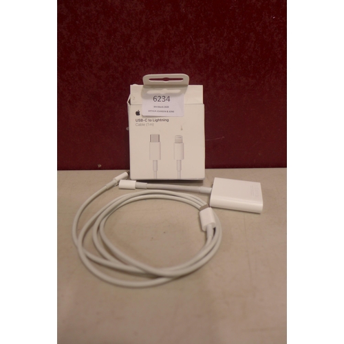 6136 - Apple USB-C to lightning 1m cable and an Apple lightning to USB 3 camera adapter - damaged *This lot... 