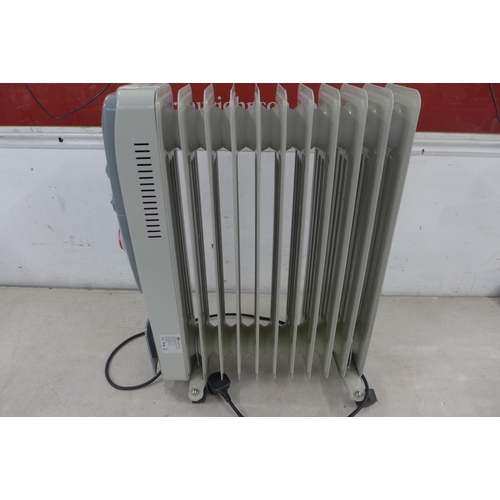 5296 - A Puremate oil filled radiator **Failed PAT test due to earth continuity
