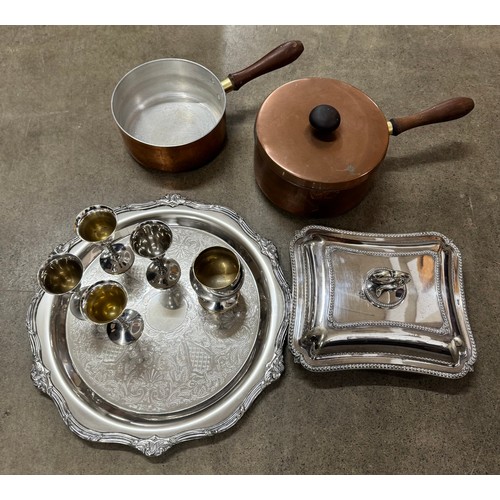 325 - Assorted plated and metalware