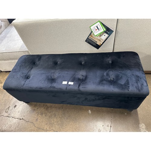 Lot 3206      