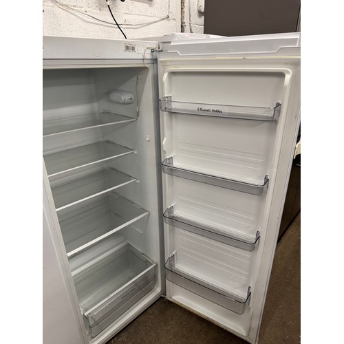 5131 - A Russel Hobbs tower freezer