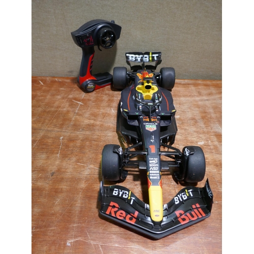 6067 - F1 Red Bull Race Car remote control (353-245) *This lot is subject to VAT