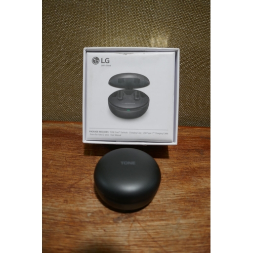 6163 - LG wireless earbuds    (354-589) *This lot is subject to VAT