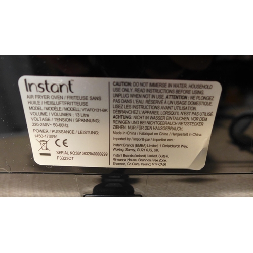 6247 - Instant Pot Air Fry oven (354-123) *This lot is subject to VAT