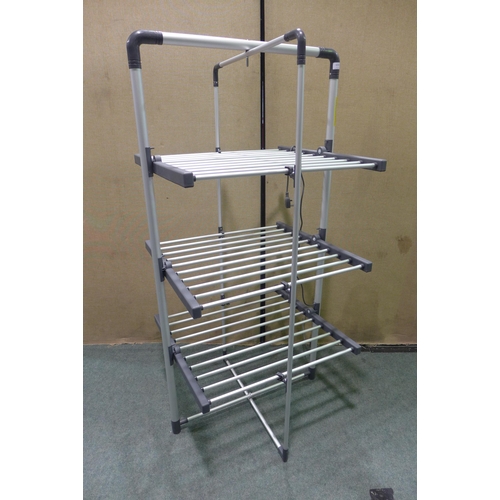 6264 - Black & Decker heated tower airer (354-783) *This lot is subject to VAT