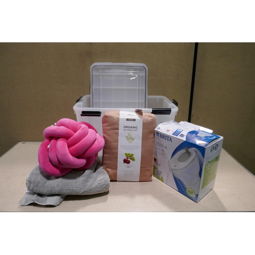 6368 - Nat Earth king duvet set, Iiris 70l storage box, Brita Maxtra XL jug, Dream on knot pillow and  Mixe... 