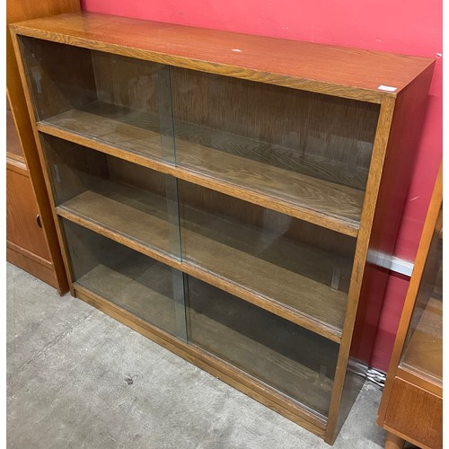 307A - An oak bookcase