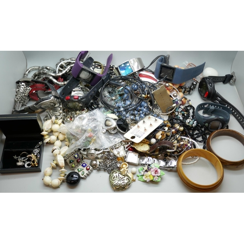 7170 - A collection of wristwatches and costume jewellery