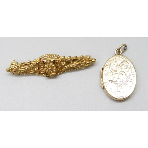 7004 - A 9ct gold bar brooch, 5.6g, 4.3cm, and a 9ct gold locket, 4g, 2.1cm, bale with solder mark