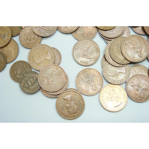 7209 - Approximately 60 Elizabeth II half pennies, together with approximately 50 George V half pennies