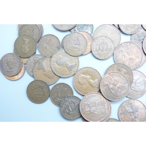 7209 - Approximately 60 Elizabeth II half pennies, together with approximately 50 George V half pennies