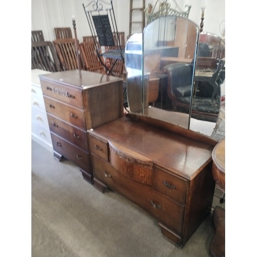 301 - An Art Deco oak dressing chest and a chest of drawers