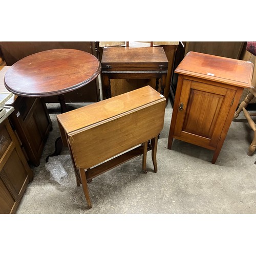 330 - An early 20th Century oak barleytwist cutlery chest, an Edward VII walnut Sutherland table, circular... 