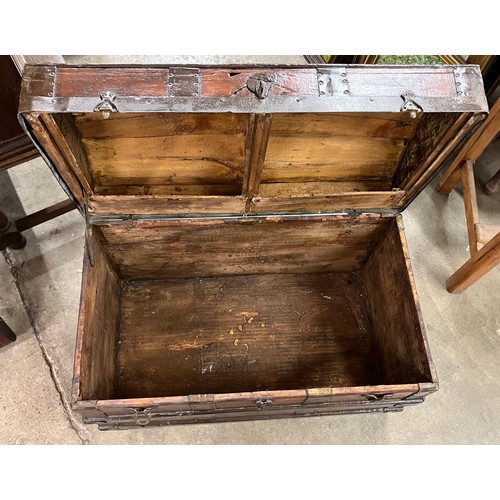 335 - A Victorian oak dome top steamer trunk