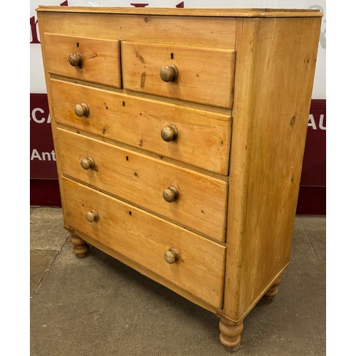 194 - A Victorian pine chest of drawers