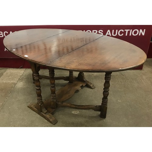 202 - An 18th Century style Ipswich oak gateleg table